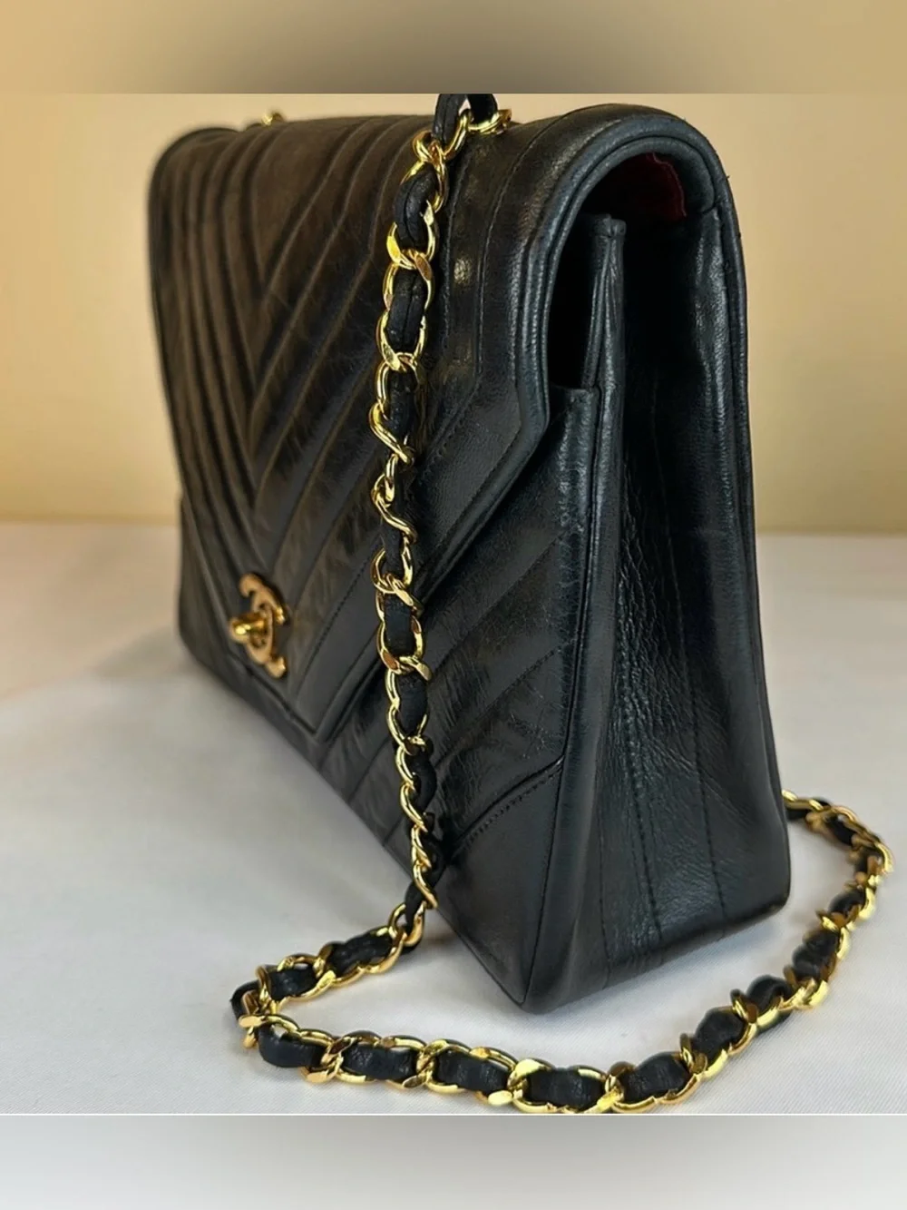 CHANEL Rare Early‑80s Chevron Lambskin Turnlock Envelope Bag 24K Gold‑Plated